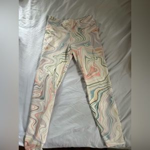 High waisted multicolor workout leggings with pockets (size large)